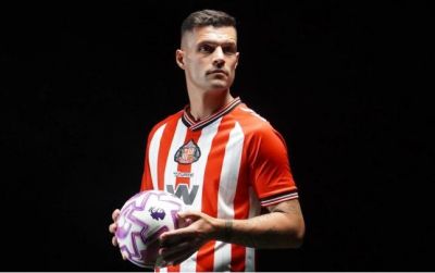 Caka rəsmən İngiltərə klubunda