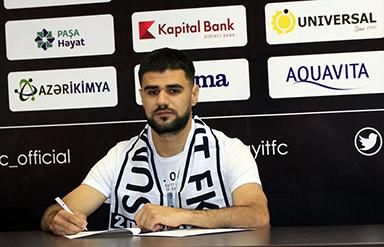 “Sumqayıt”dan daha bir rəsmi transfer