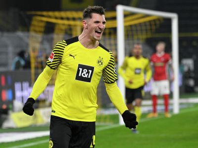 “Borussiya” Menyeyə 15 milyon avro qiymət qoydu