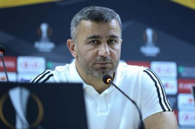 Qurban Qurbanov: “Rəşad bir səhvlə silinəsi futbolçu deyil”