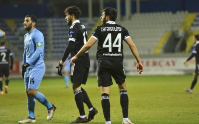 “Qarabağ” “Səbail” önünə xüsusi forma ilə çıxdı