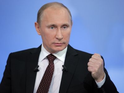 Putin İnfantinonu təbrik etdi