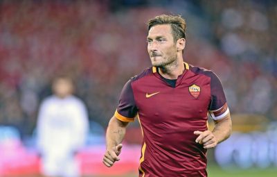 Totti üçüncü dəfə ata oldu