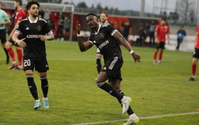 “Qarabağ” “Neftçi”nin rekordunu təkrarladı