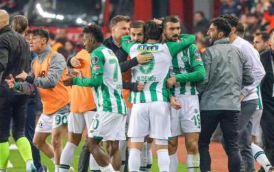 Emrelinin komandası “Qalatasaray”ın məğlubiyyətsizlik seriyasına son qoydu