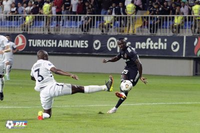 “Qarabağ” zirvəyə yüksəldi