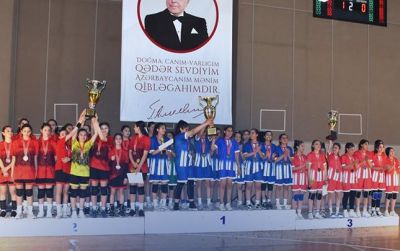 Voleybolçu qızlar arasında “Heydər Əliyev kuboku” keçirildi