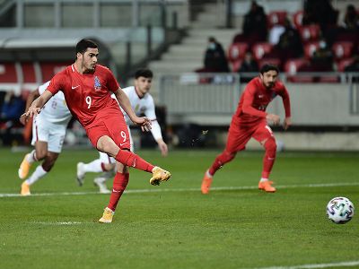 Milli komandamız Qətərə uduzdu