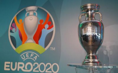 UEFA-nın baş katibi: