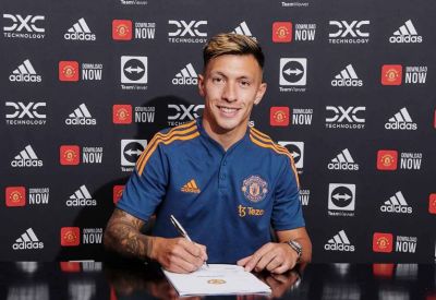 “Mançester Yunayted”də oynamaq mənim üçün şərəfdi”