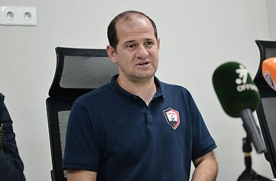 Elmar Baxşıyev: “Üzülmək yox, irəli baxmaq lazımdı”