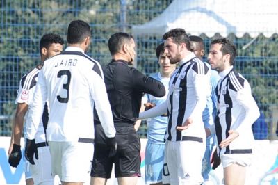 AFFA “Neftçi”nin futbolçusunu cəzalandırdı