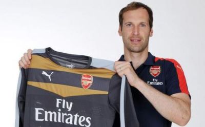 Çex “Arsenal”a keçidindən danışdı: “Qələbəyə acam”