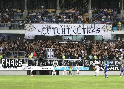 Azarkeşlər “Neftçi” və “Kəpəz”i xərcə saldı