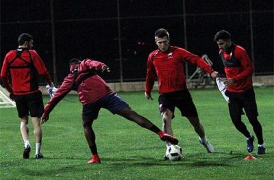 “Qəbələ”nin yarımmüdafiəçisi kollektiv hazırlığa qoşuldu