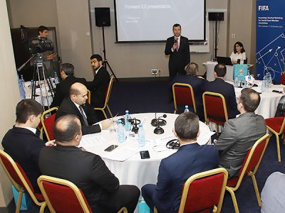 Bakıda futbol təcrübəsi və bilik mübadiləsi seminarı