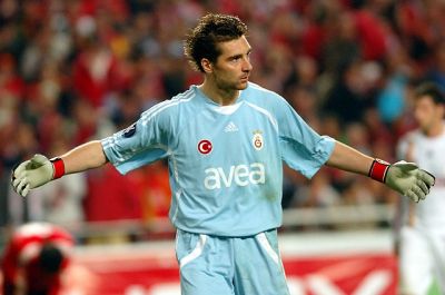 Sabiq “Qalatasaray”lı karyerasını bitirdi