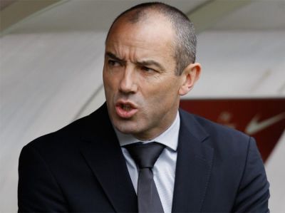 Prosineçkinin əvəzinə fransalı mütəxəssis