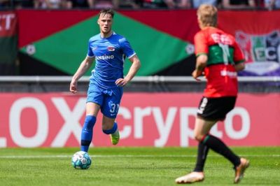 “Bolonya” niderlandlı futbolçu transfer etdi