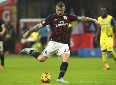 “Milan”nın futbolçusu Türkiyə klubu ilə razılığa gəldi