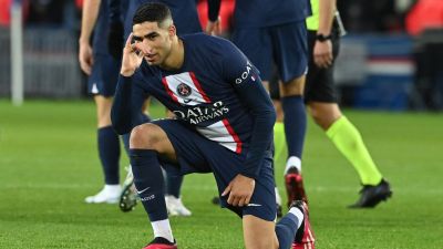 Zorlanmada ittiham edilsə də, PSJ-dəki çıxışını davam edirəcək