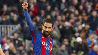 Arda Turan qayıtdı