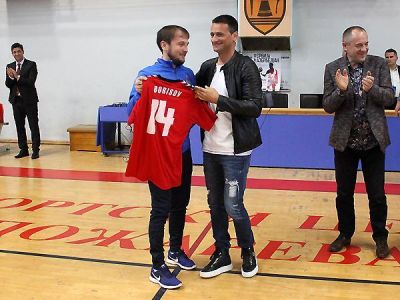 Vitali Borisov: “Futbol oynasaydım, maddi baxımdan daha çox qazanardım”