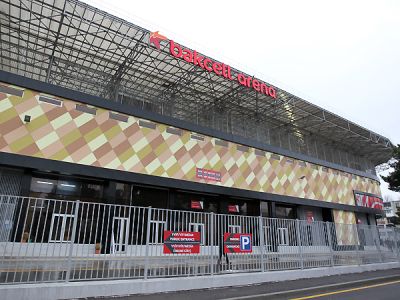 “Bakcell Arena”da qalmaqal: 3 azarkeş həbs olundu, gürcülər 1 saat stadionda qaldılar