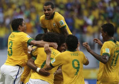 Braziliya finala yüksəldi