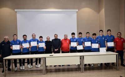 Azərbaycanın 19 yaşadək futzalçılardan ibarət millisinin üzvləri ilə görüş keçirilib