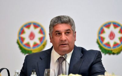 Azad Rəhimov Azərbaycana qayıdır