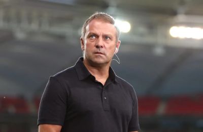 Flik: “Almaniya millisi müdafiə xəttini gücləndirməlidi”