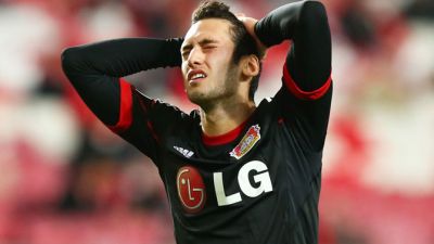 Çalhanoğlu futboldan uzaqlaşdırıldı