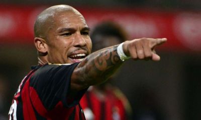 Holland futbolçu “Milan”dan getdi