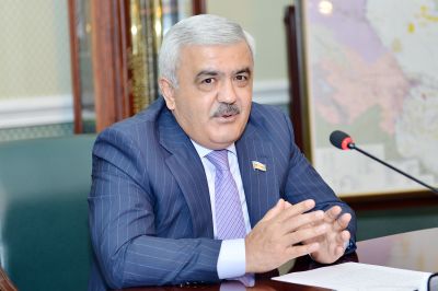 Rövnəq Abdullayev: ”Bu barədə radikal qərarlar qəbul edəcəyik”