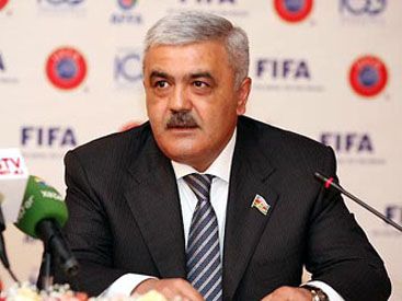 Rövnəq Abdullayev: “Foqtsun əlinin bura nə dəxli var?”