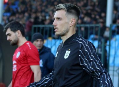 “Neftçi”dən ayrılan müdafiəçi sabiq klubuna qayıtdı
