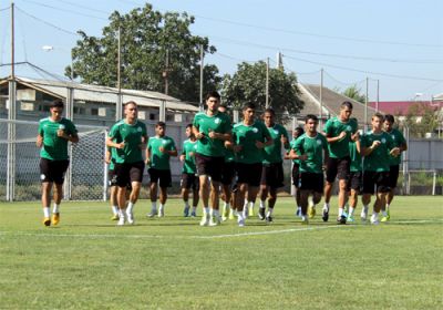 ”Xəzər Lənkəran” ”Qarabağ”la oyuna hazırlaşır