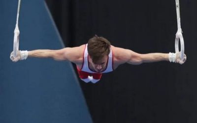 Azərbaycanın iki gimnastı beynəlxalq turnirlərdə medallar qazanıb