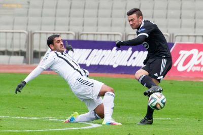 “Neftçi”nin futbolçusu: “Əsl gücümüzü “Qarabağ”la oyunda göstərməliyik”