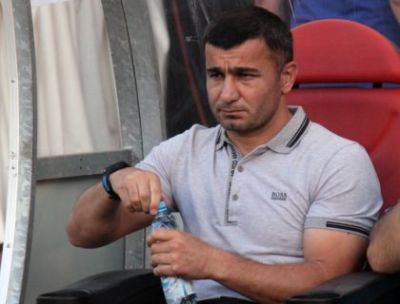 Qurban Qurbanov: “Bu stadionda oynamaq mən və futbolçularım üçün çətin və xoşdur”