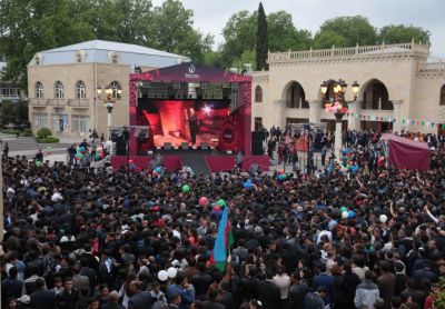 Bakı-2015: Yevlaxda qarşılanma, Bərdədə alov festivalı