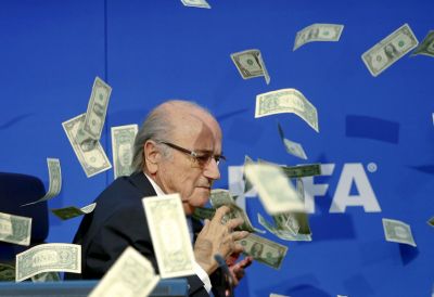 Blatter: “Platini qardaşıma deyib ki, istefa verməsəm həbs olunacağam