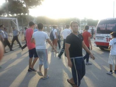 “Qarabağ”ın 2 azarkeşi Sumqayıtda polis bölməsinə aparıldı ÖZƏL