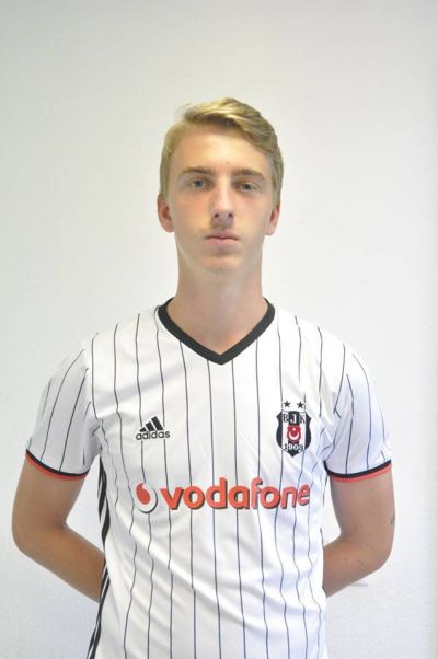 “Beşiktaş”ın futbolçusu millimizdən kənarda qaldı