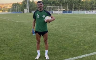 Azərbaycanlı futbolçu İrəvanda məşqə çıxdı