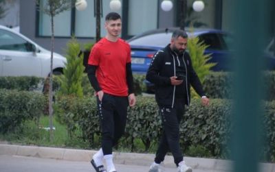 2 futbolçuya 4, baş məşqçiyə 2 oyunluq cəza verildi