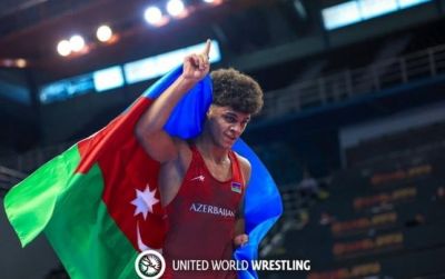 Azərbaycanın daha bir güləşçisi Afinada dünya çempionu oldu