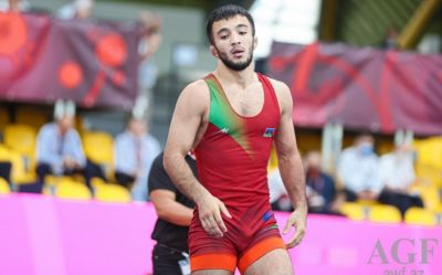 Turan Bayramov 1/4 finalda uduzdu