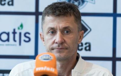 Saşa İliç: “Belə meydandansa, süni örtükdə oynamaq daha yaxşıdır”